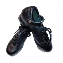 Lade das Bild in den Galerie-Viewer, Rutherford Hardshoe