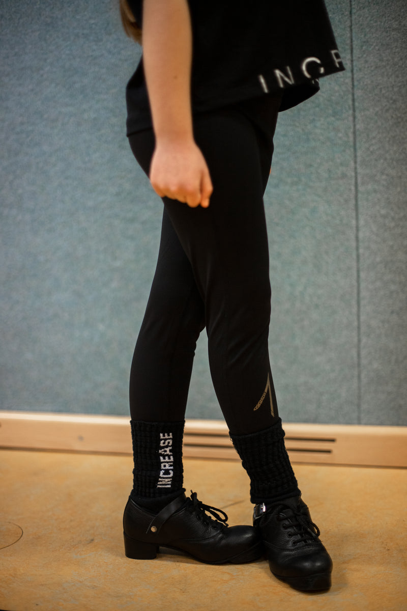 Kids-Cozy Gold IrishDance Leggings, see-proof dark black – INCREASE.wear