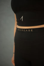 Lade das Bild in den Galerie-Viewer, Cozy Gold IrishDance Leggings, See-Proof dark black
